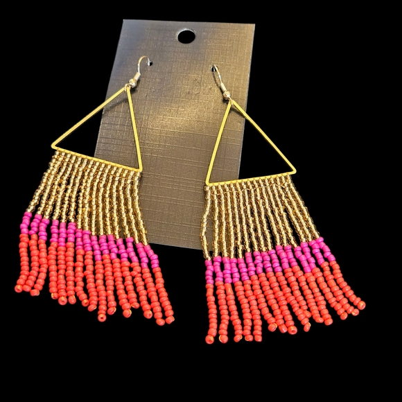 NWT - Handmade Gold and Pink Beaded Triangle Earrings - Picture 7 of 12